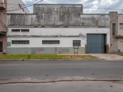Galpon en Venta en Quilmes, USD 420.000
