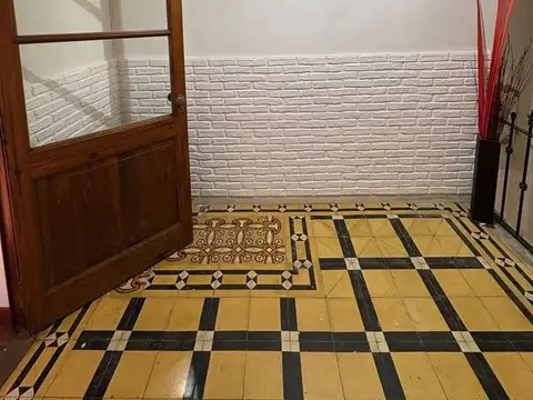 Depto Tipo Casa en Venta en Ituzaingo, USD 82.000