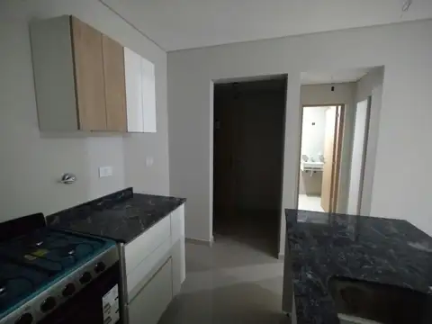TUCUMAN 2000, Piso 2