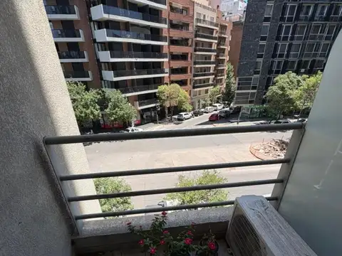 Ambrosio Olmos 900, Piso 3