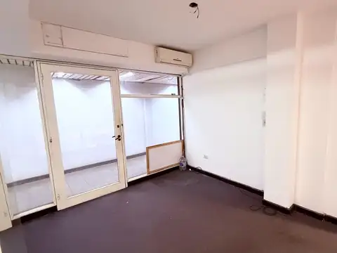 Local en Alquiler en Centro, $ 100.000