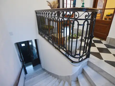 Depto Tipo Casa en Venta 111 años