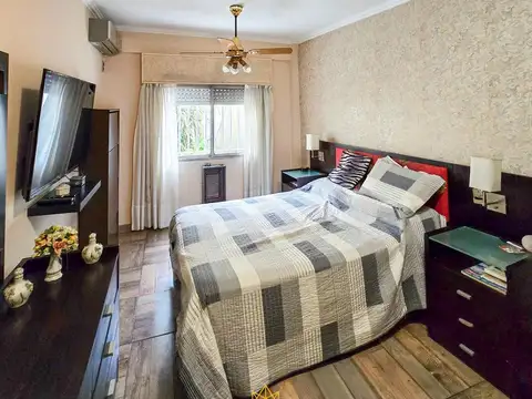 Depto Tipo Casa en Venta de 4 dormitorios