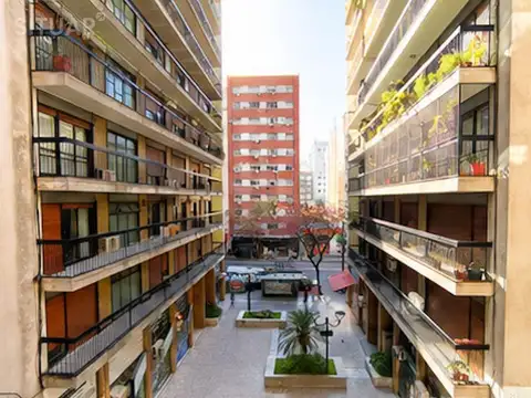 Avenida Santa Fe 2800
