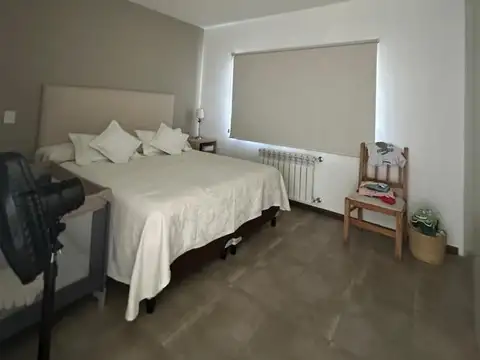 Exc casa alq 3 dorm qcho/gge/pileta Castellanos