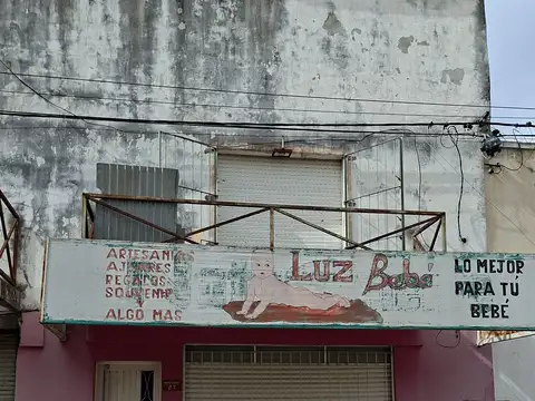 Casa en Venta con 5 cocheras