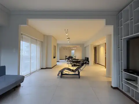 Departamento 6 ambientes con 3 baños