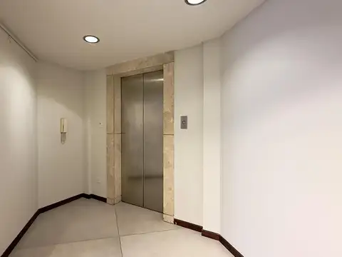 Departamento en Alquiler 6 ambientes 2 cocheras Palermo Chico