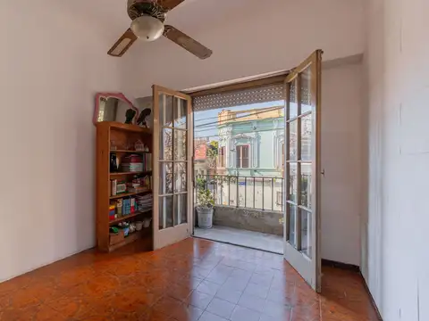 Depto Tipo Casa en Venta 96 años