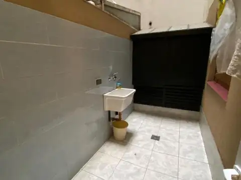 Departamento 5 ambientes con 1 baño