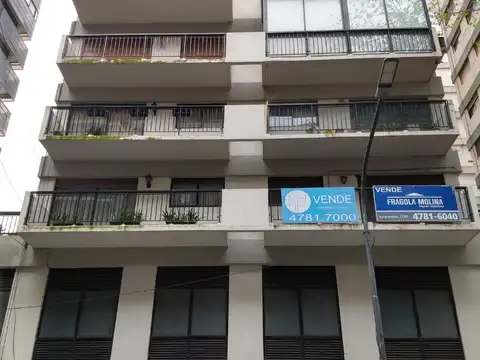 Blanco Encalada 2300