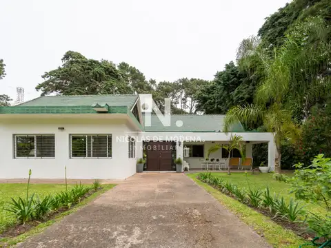 Amplia casa en alquiler en zona Cantegril