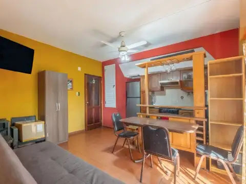 Departamento 2 ambientes San Justo primer piso