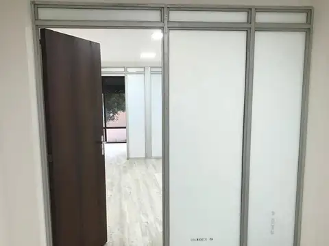 Oficina en Alquiler en Centro, $ 380.000