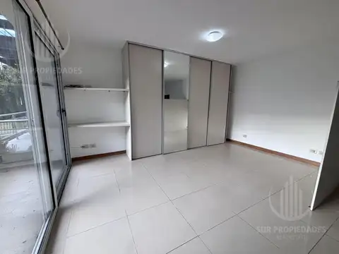 Departamento en Alquiler con 1 cochera