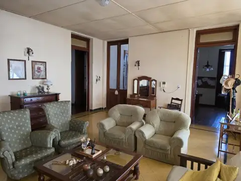 VENTA | Propiedad de estilo colonial señorial en casco histórico - Chacabuco 122 -Victoria