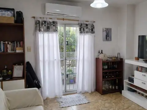 VENTA PH TRES AMBIENTES DOS PLANTAS SAN ANDRES APTO CREDITO BANCARIO