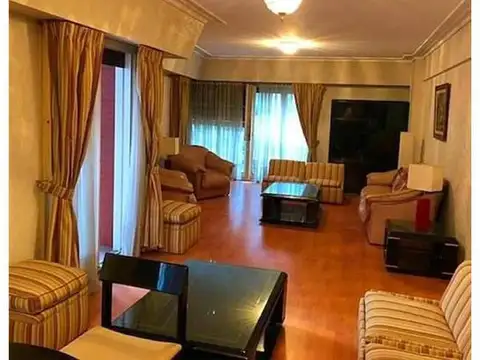 Departamento 5 ambientes con 4 baños