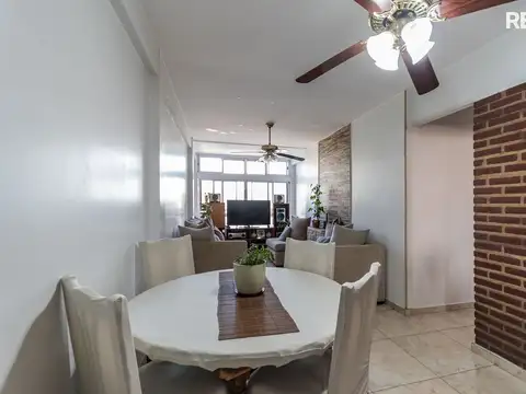 Venta Departamento 5 ambientes en Villa Lugano.