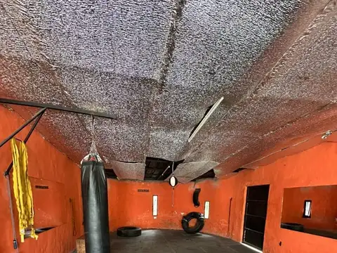 Local en Venta 50 años