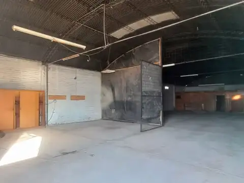Alquiler oficinas +galpon c/deposito en maipu