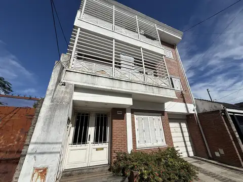 Departamento 4 ambientes en Venta en Wilde con cochera cubierta - Avellaneda