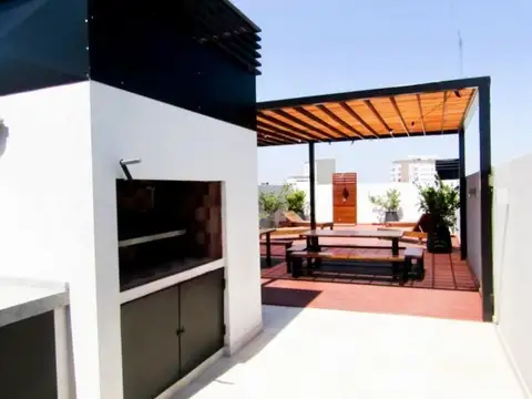 VENTA MONOAMBIENTE AMPLIO Y LUMINOSO CON AMENITIES– V. LURO