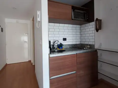 Departamento en Alquiler en Colegiales, $ 550.000