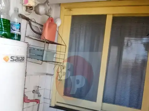 HERMOSO DEPTO DE 4 AMB. - FRENTE C/GRAN BALCON - 3 BAÑOS 