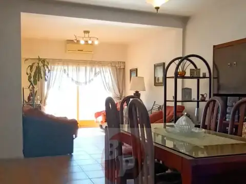 HERMOSO DEPTO DE 4 AMB. - FRENTE C/GRAN BALCON - 3 BAÑOS 