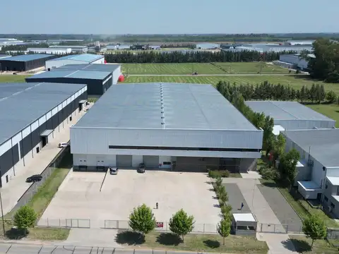 Alquiler  6100 mts cub de Deposito Polo Ezeiza 200 mts del acceso principal