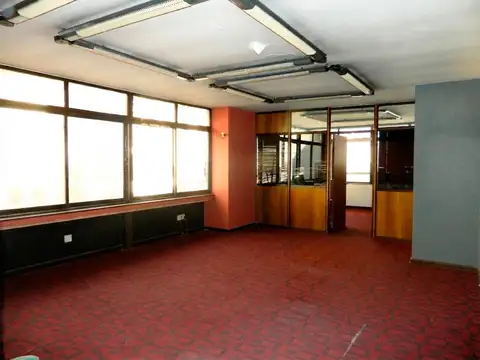 Alquiler  Oficina 4 amb Centro