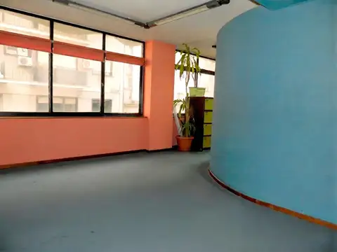 Oficina en Alquiler 45 años