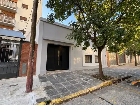 Casa en venta en Quilmes centro 