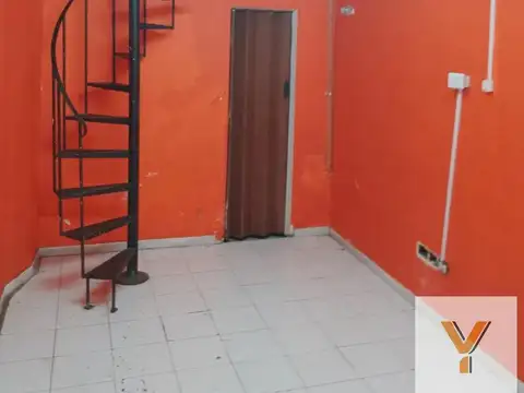 Local Comercial en venta - 1 Baño - Parque Patricios