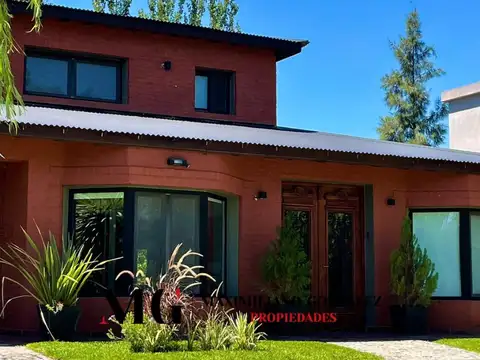 Casa en Venta en Lomas de Zamora, USD 350.000
