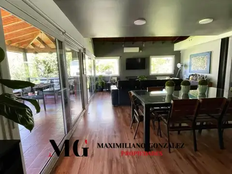 Casa en Venta con 1 cochera