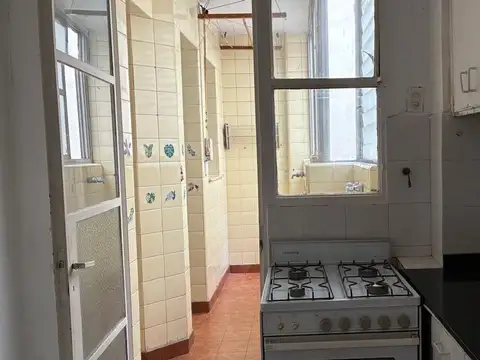 DTO. DE 3 AMB.+ DEPENDENCIA EN EXCELENTE UBICACION