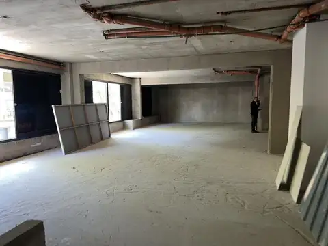 LOCAL OFICINA VENTA VILLA URQUIZA A ESTRENAR 