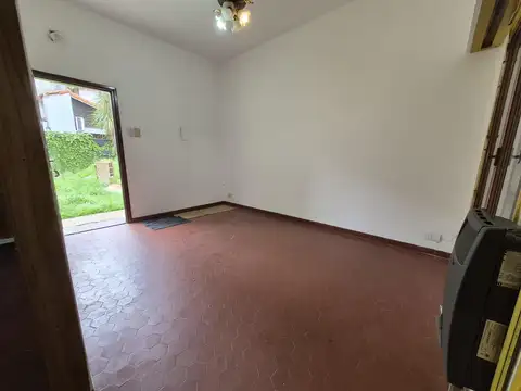 Depto Tipo Casa en Alquiler de 1 dormitorio