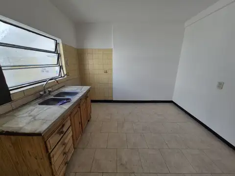 Casa en Alquiler en Merlo Sur, $ 600.000