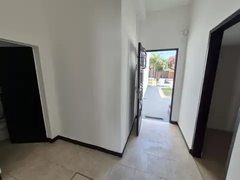 Casa en Alquiler en Merlo Sur, $ 600.000