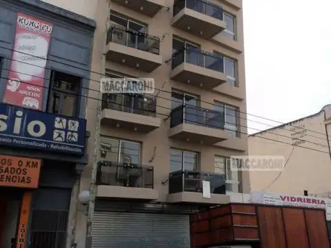 Departamento - Alquiler - Argentina, Capital Federal - AV RIVADAVIA 10173