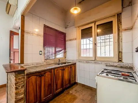 Venta casa 5 ambientes Apto crédito jardín pileta