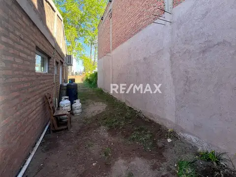 Villa el Chocon, calle Primeros Pobladores 100