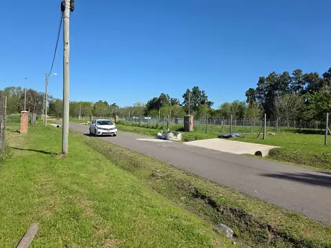 Terreno en Venta en La Lonja, USD 35.000