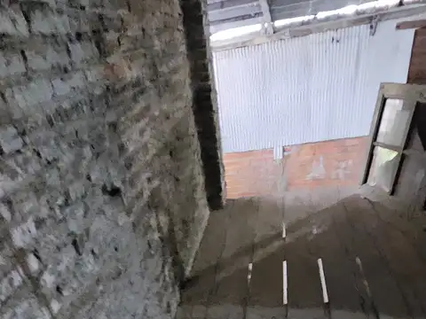 Galpon en Alquiler 10  mts Fondo