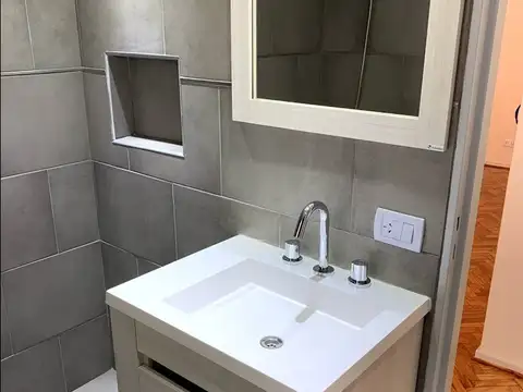 Curapaligüe 400, Piso 4
