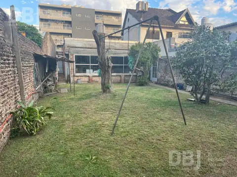 VENTA CASA 3 AMBIENTES EN LOMAS DEL MIRADOR