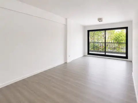 VENTA DTO 3 AMB LINIERS PATIO COCHERA AMENITIES